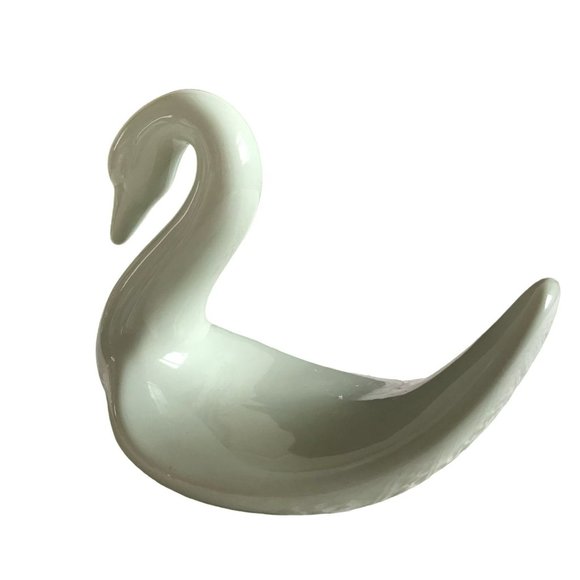 VINTAGE | Blue Swan Ceramic Hand Towel Holder - Picture 5 of 8